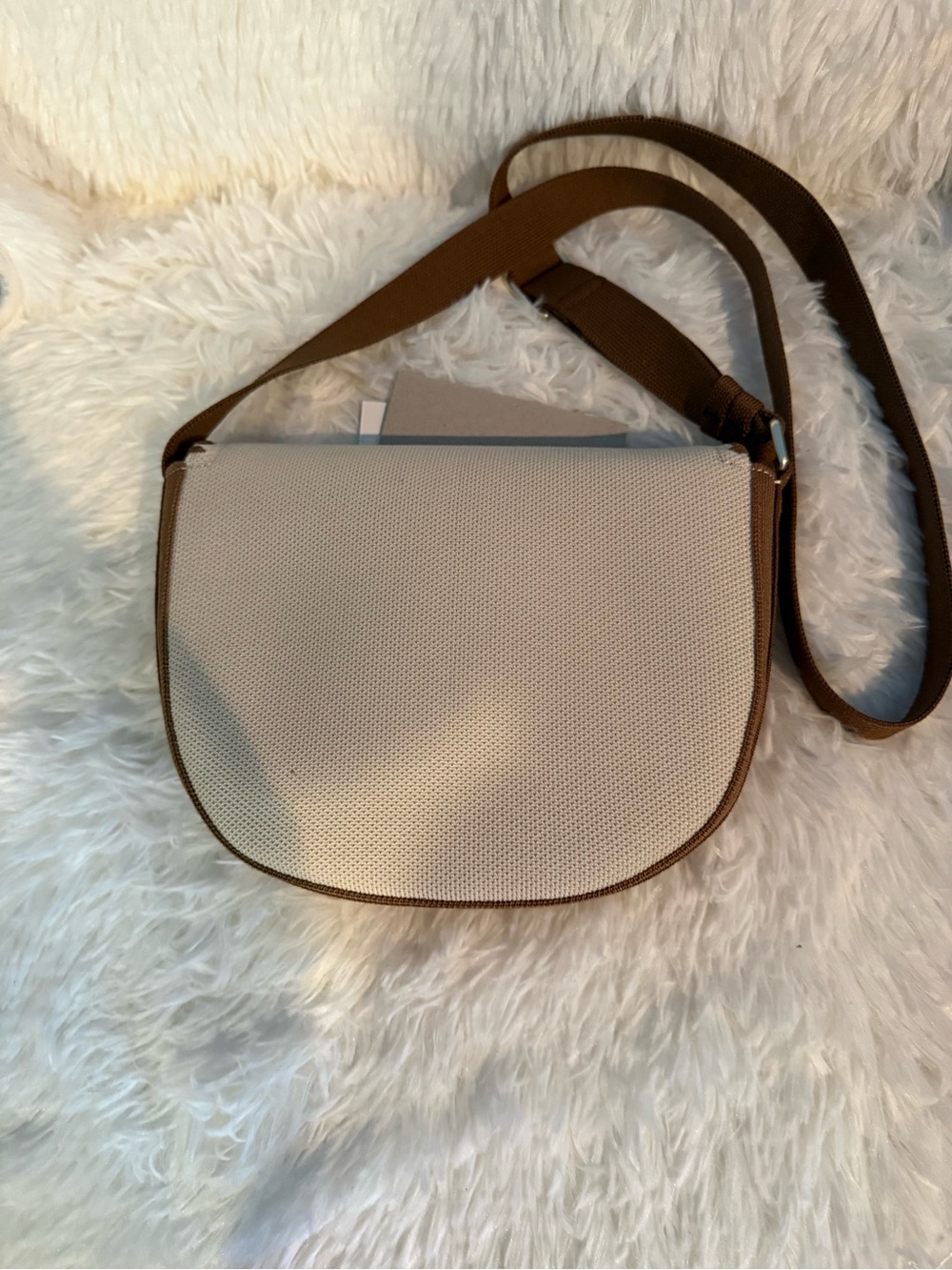 Rothy’s The Saddle Bag Flat White NWT - Picture 2 of 5